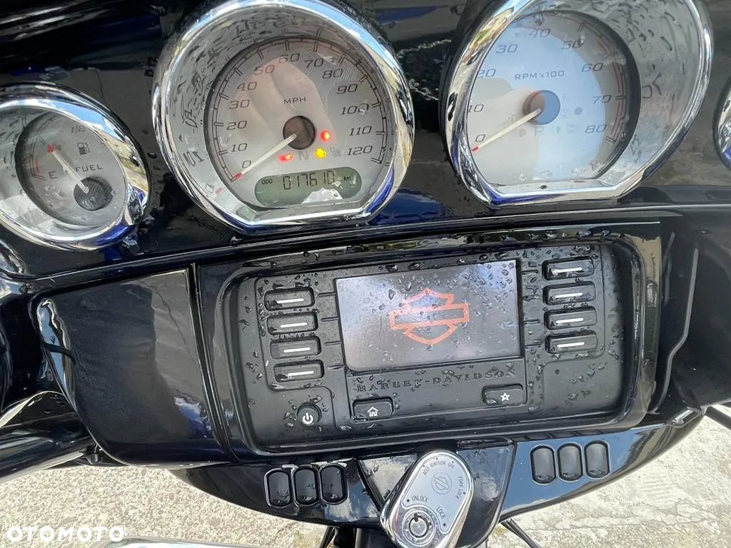 Harley-Davidson Touring Street Glide - 9