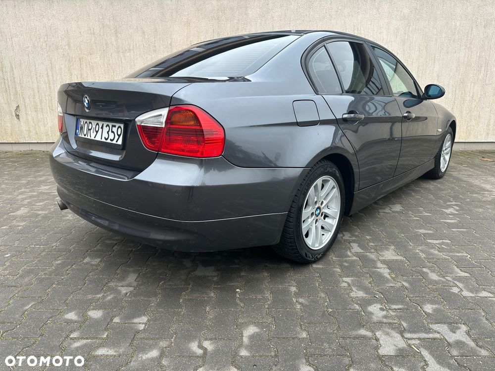 BMW Seria 3 320i - 14