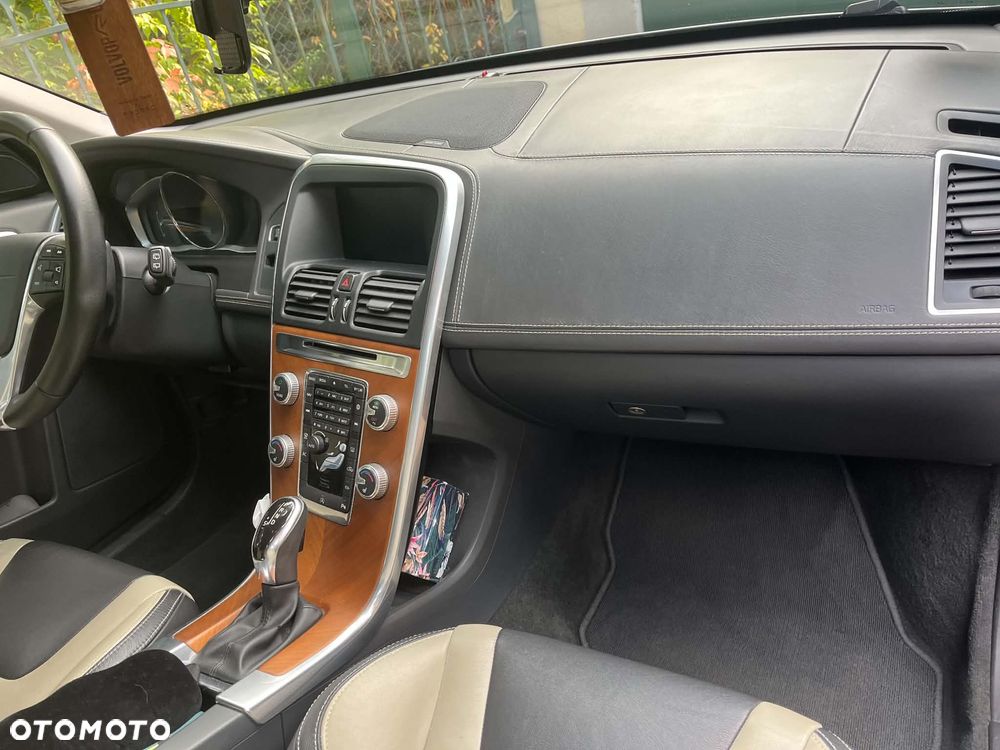 Volvo XC 60 2016