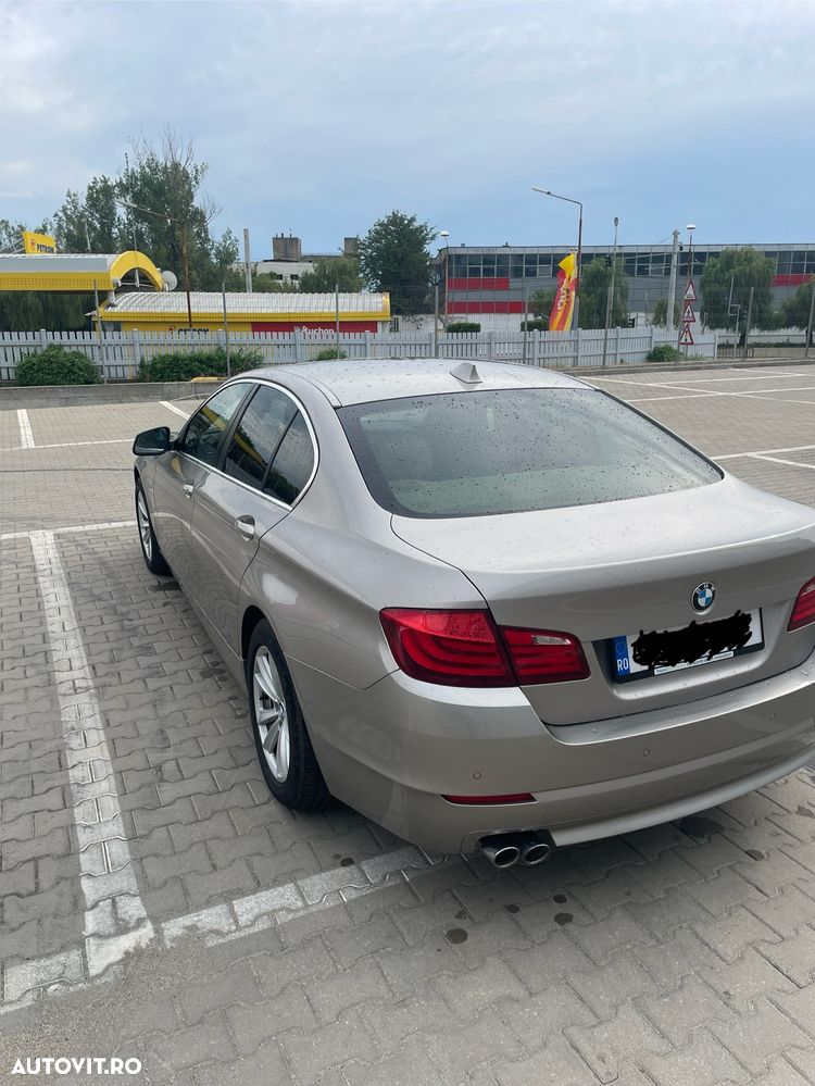 BMW Seria 5 520d - 3