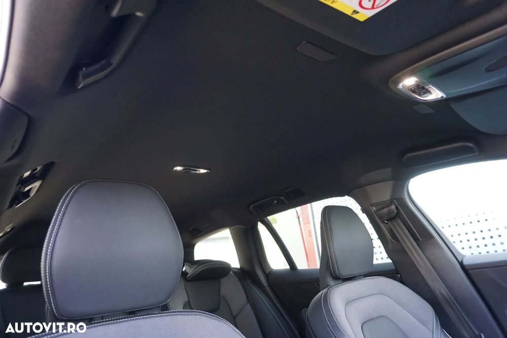 Volvo V60 T6 AWD Recharge Geartronic RDesign - 16
