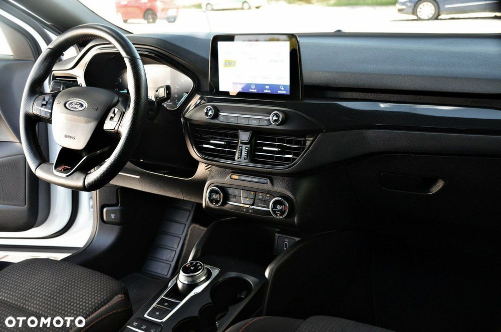 Ford Focus - 16