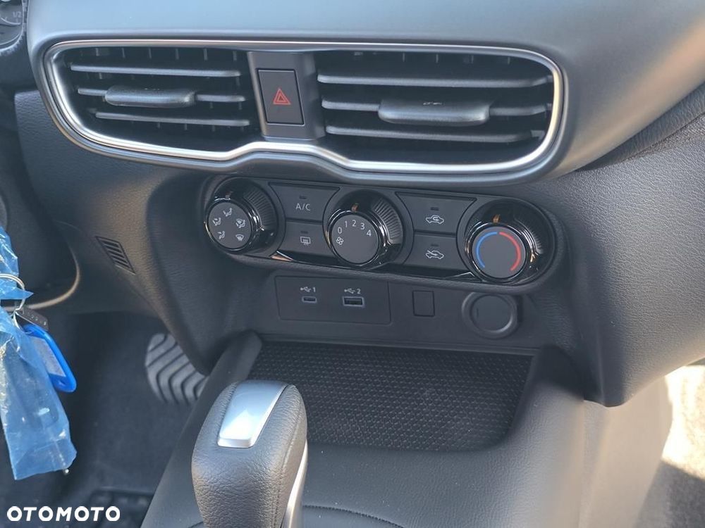 Nissan Juke 1.0 DIG-T Acenta DCT - 17