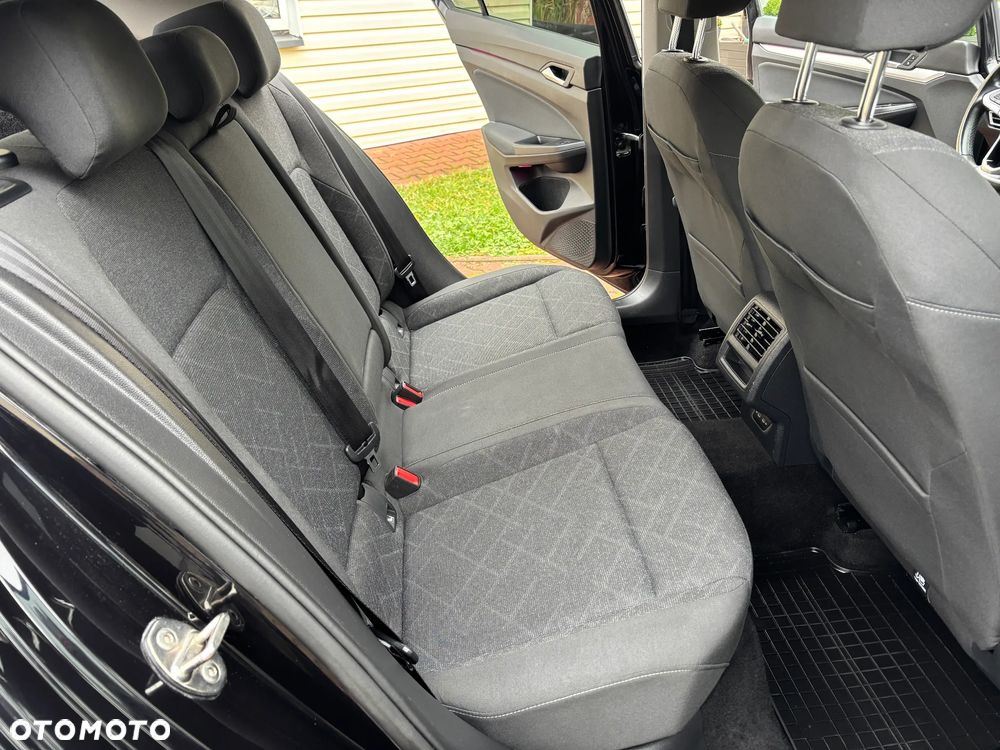 Volkswagen Golf 1.5 TSI EVO Life - 26