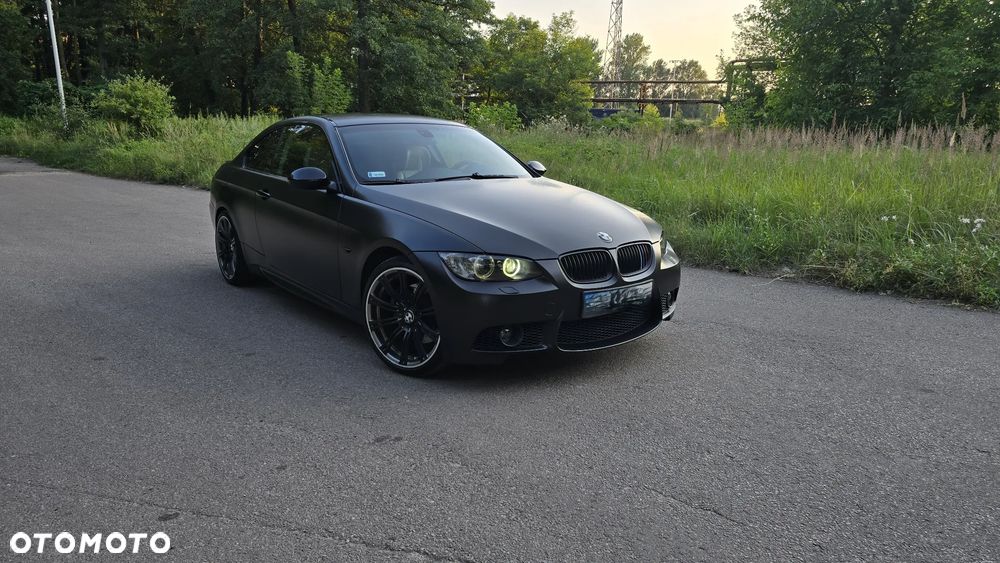 BMW Seria 3 330xi - 1