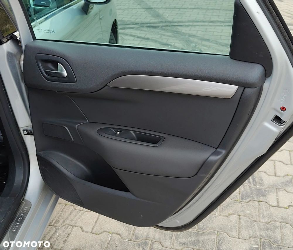 Citroën C4 - 25
