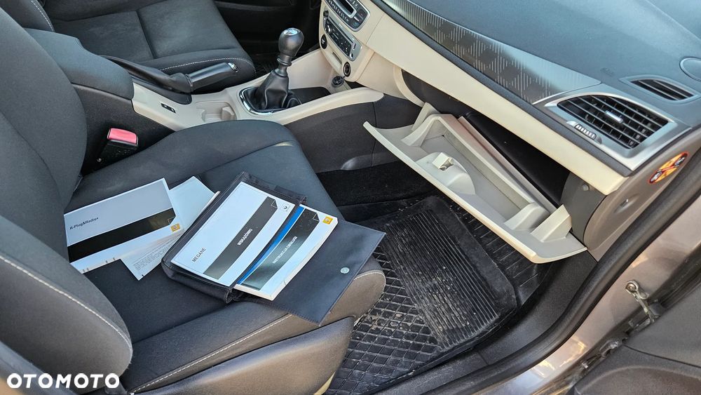 Renault Megane 1.6 16V Authentique Euro5 - 11