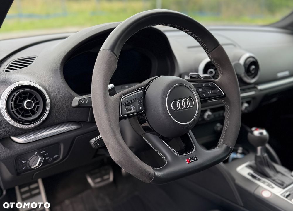 Audi RS3 Sportback - 11