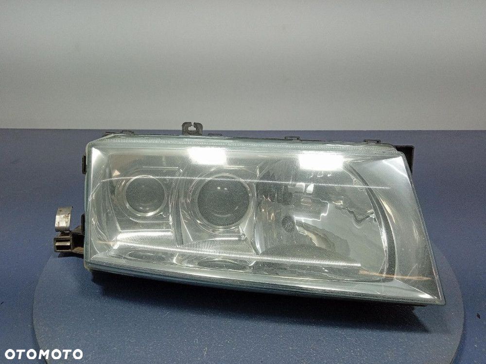 SKODA OCTAVIA I LIFT REFLEKTOR PRAWY XENON EU 1U1941016G - 1