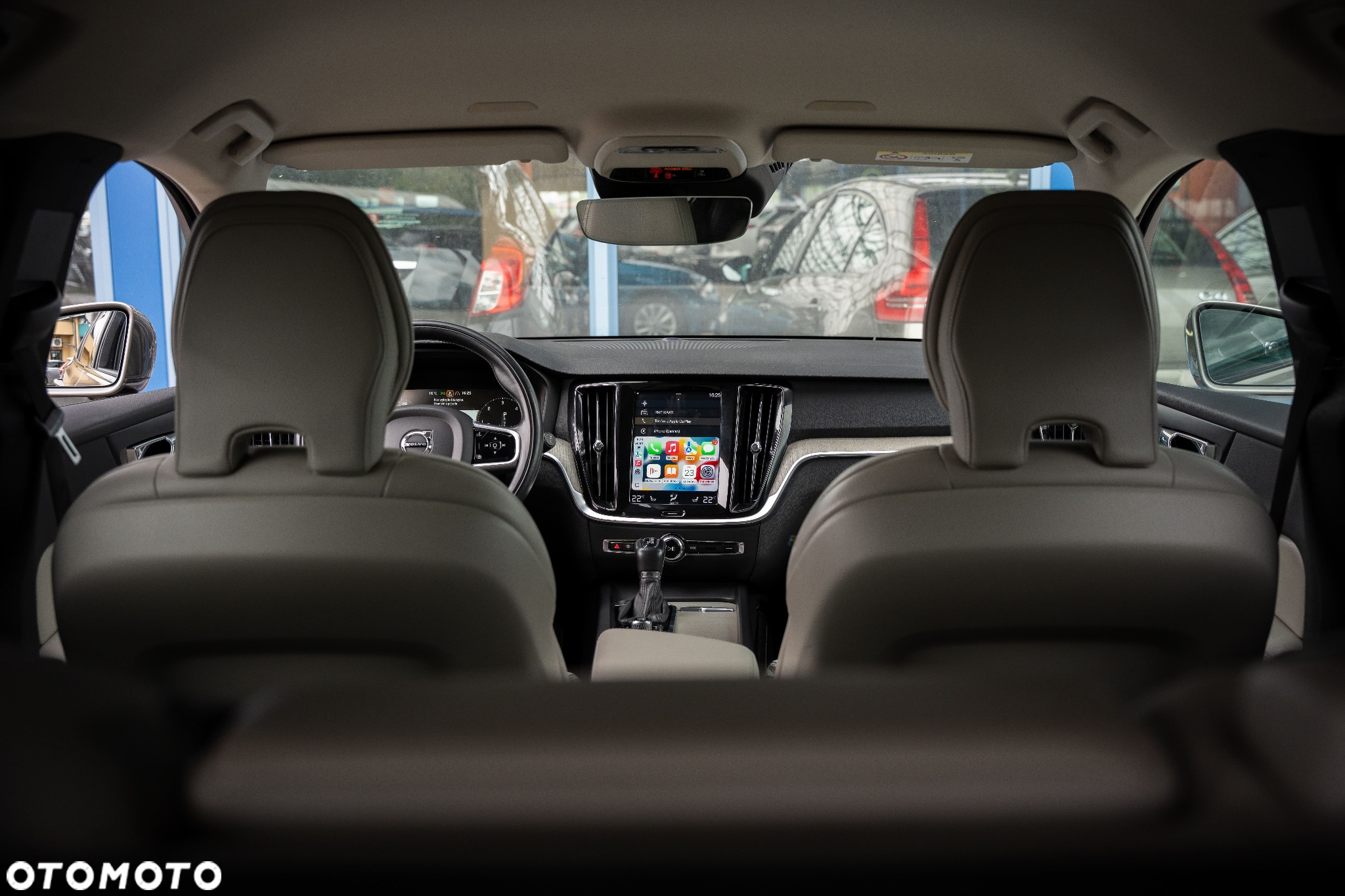 Volvo V60 Cross Country D4 AWD Geartronic Pro - 25