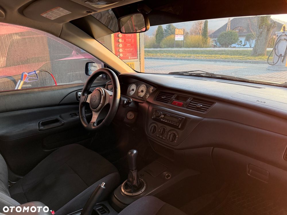 Mitsubishi Lancer 2.0 Sport - 14