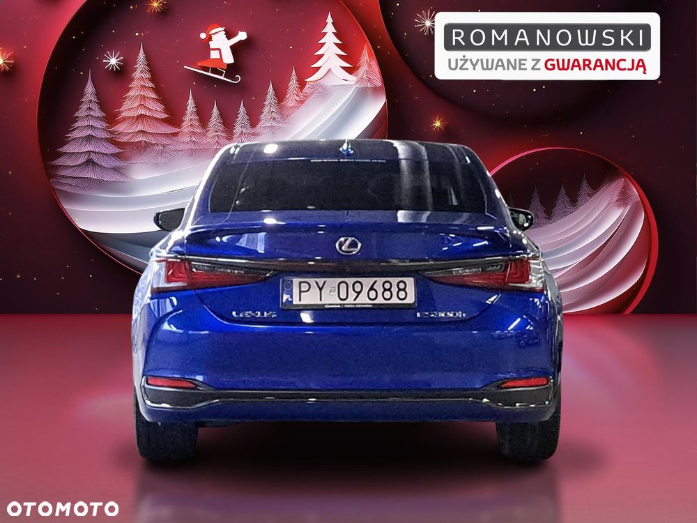 Lexus ES 300h F Sport Edition - 8