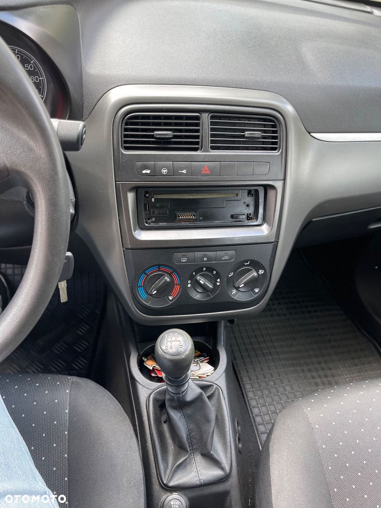 Fiat Grande Punto - 8