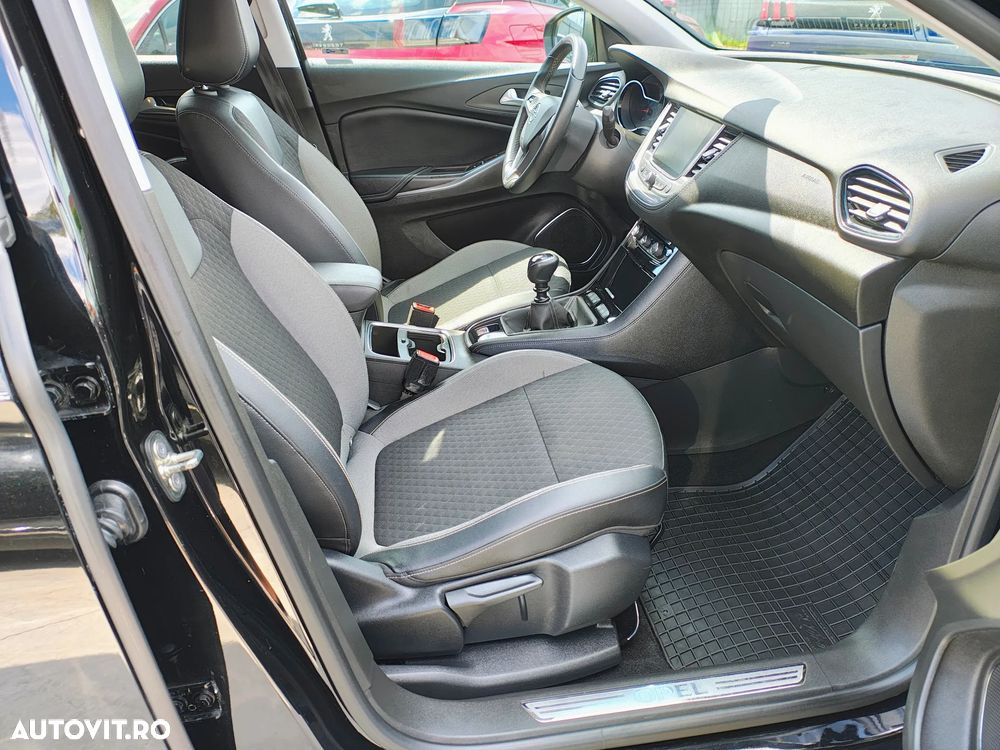 Opel Grandland X 1.2 Start/Stop Business INNOVATION - 14