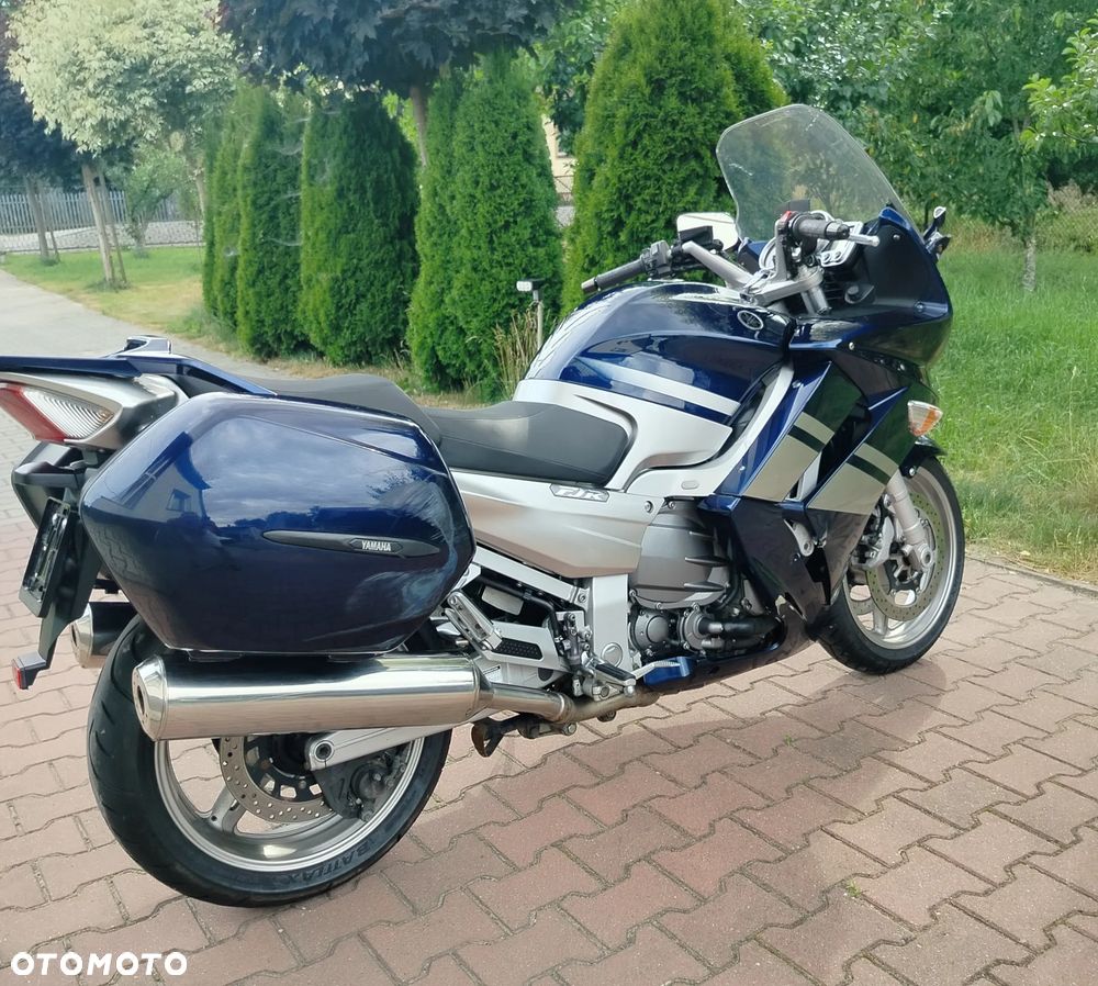Yamaha FJR - 9