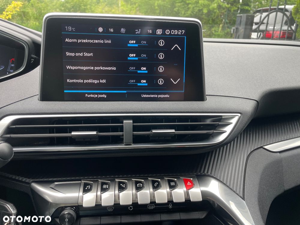Peugeot 3008 - 9