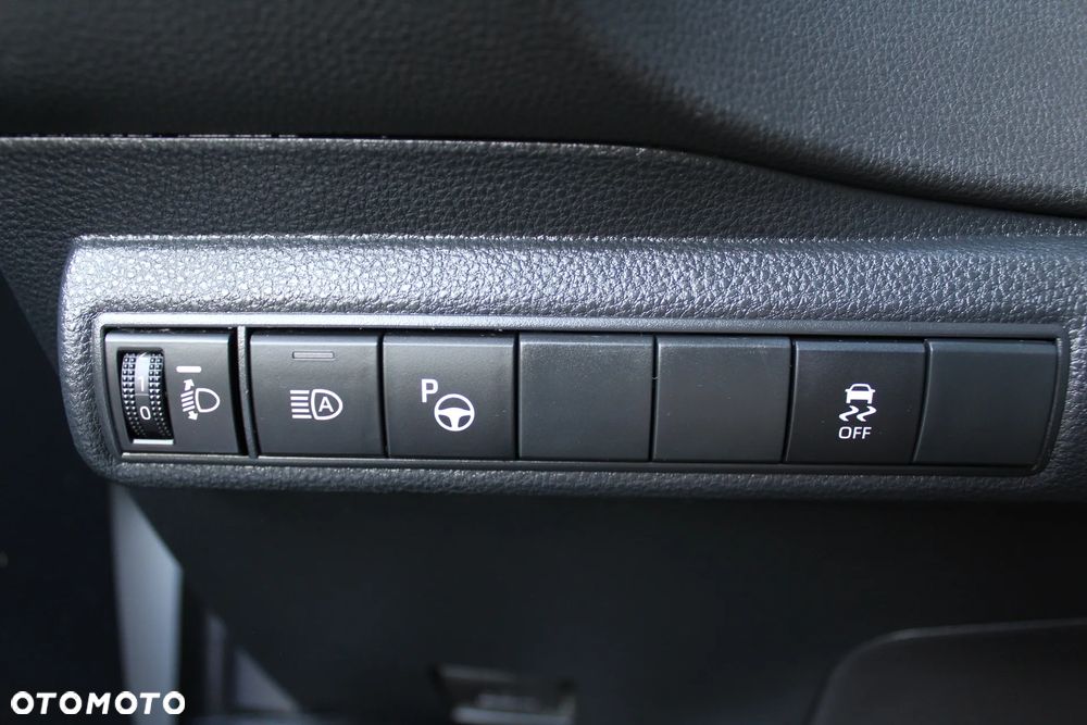 Toyota Corolla 1.8 Hybrid Comfort - 36