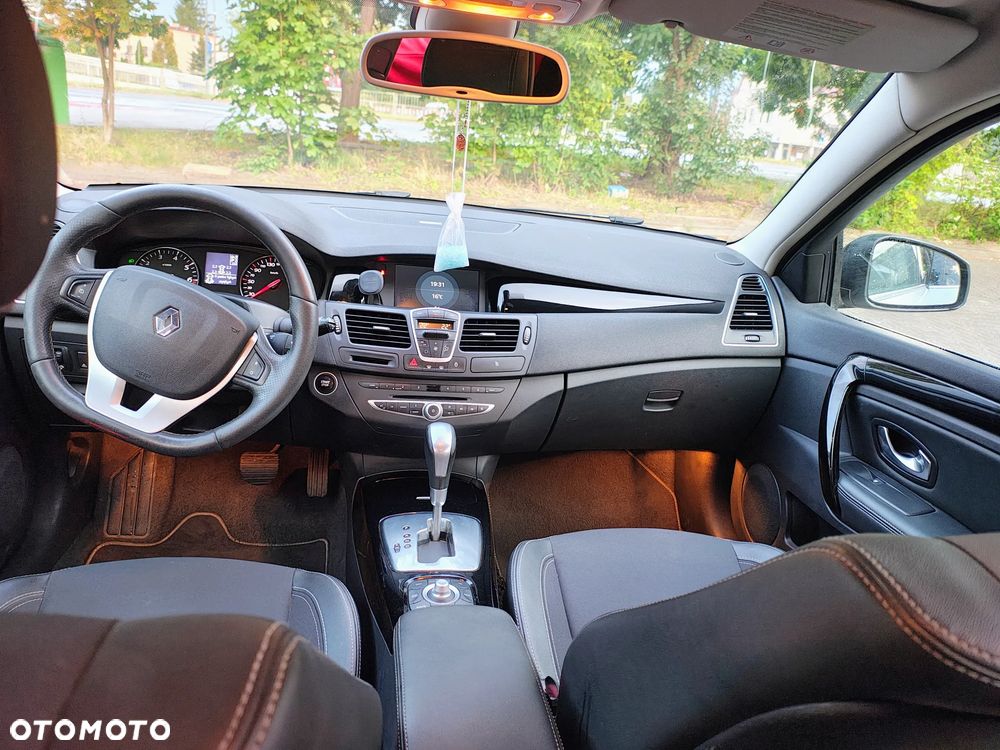 Renault Laguna 2.0 T Bose Edition - 10