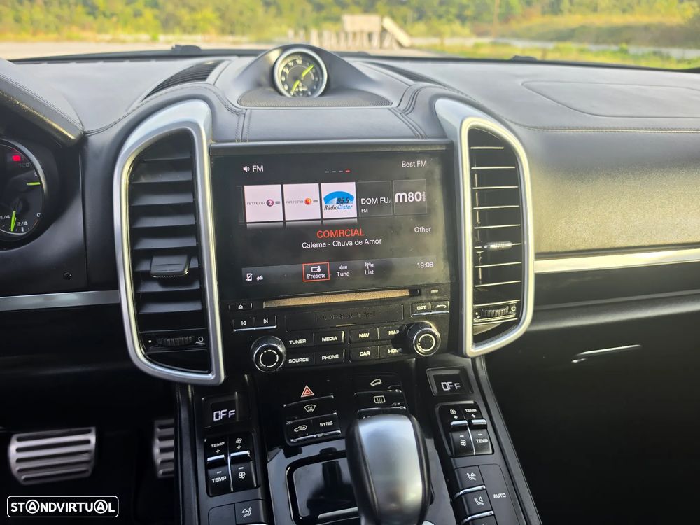 Porsche Cayenne S E-Hybrid Platinum Edition - 21