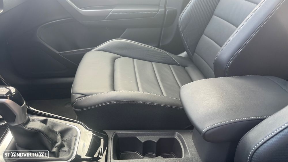 VW T-Roc 1.5 TSI R-Line DSG - 11