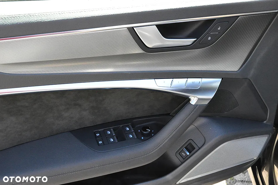 Audi A6 Avant 50 TDI quattro tiptronic design - 33