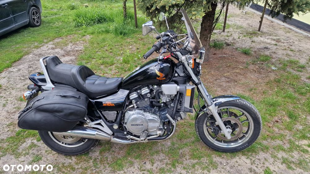 Honda VF - 2