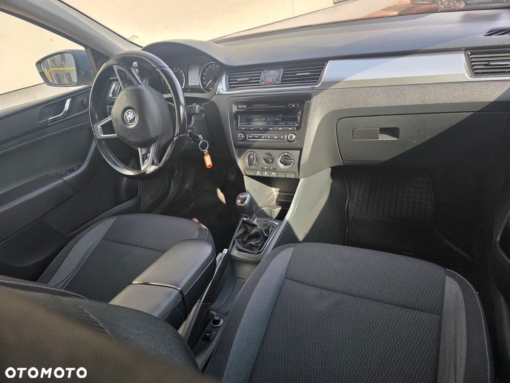 Skoda RAPID 1.6 TDI DPF Edition - 10