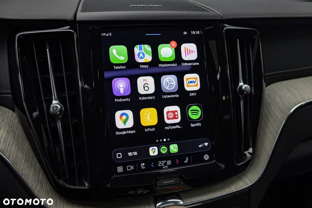 Volvo XC 60 T6 Plug-In Hybrid AWD Plus Bright - 16