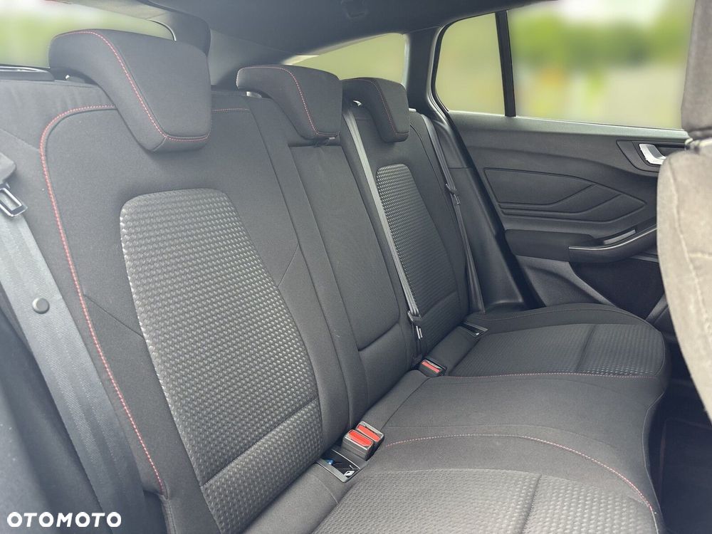 Ford Focus - 18