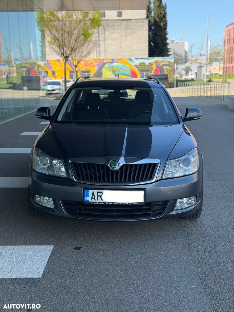 Skoda Octavia 2.0 TDI DPF Elegance - 3