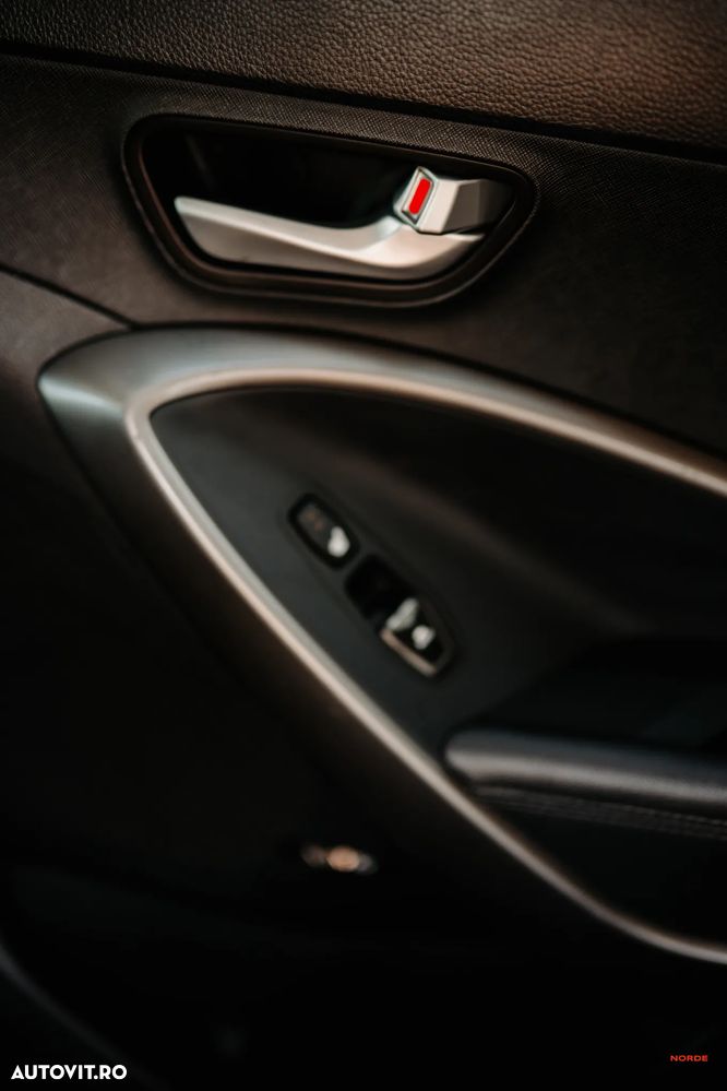 Hyundai Santa Fe 2.2 CRDi 4WD AT Luxury Pack - 33