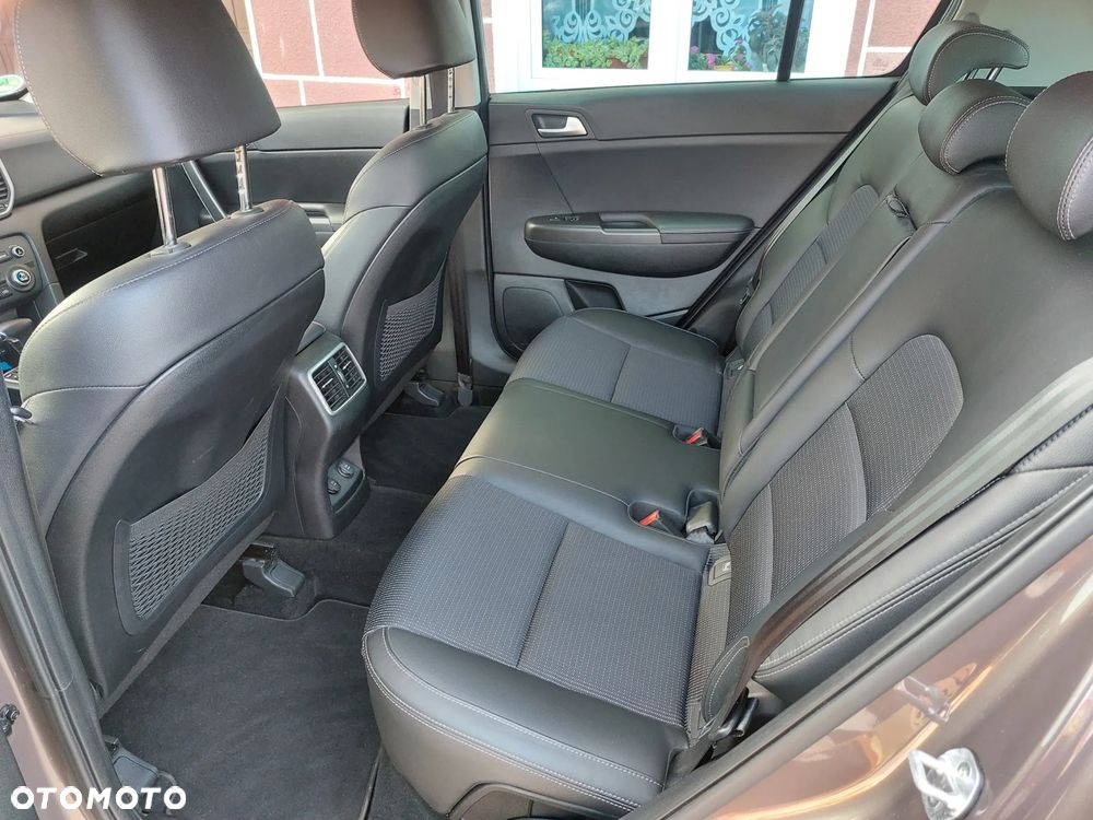 Kia Sportage 1.6 T-GDI 2WD DCT SPIRIT - 12