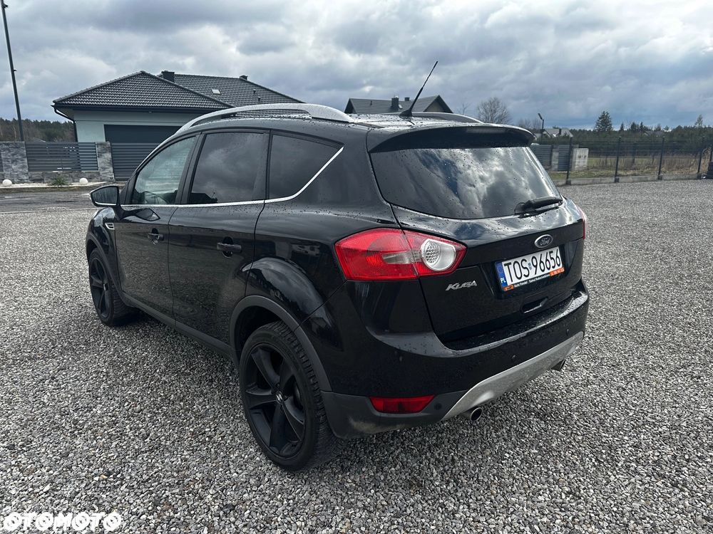 Ford Kuga 2.0 TDCi 2x4 Titanium - 4