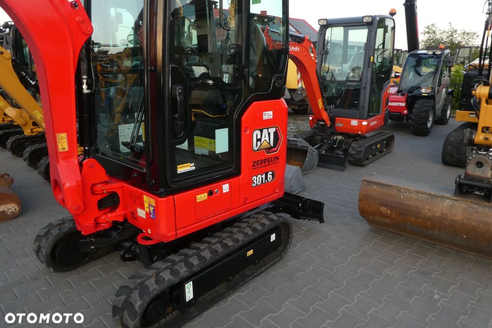 Caterpillar 301,6 Z NIEMIEC Z WIERTNICĄ - 30