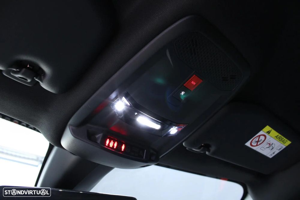 Peugeot e-208 50 kWh GT Line - 10