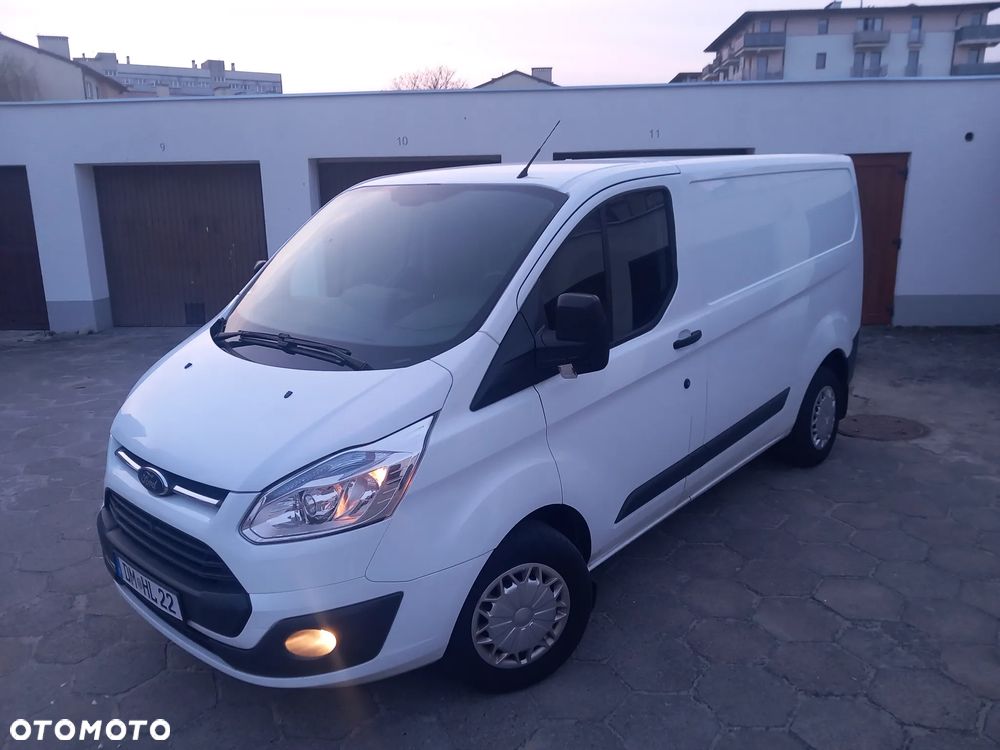 Ford TRANSIT CUSTOM - 14