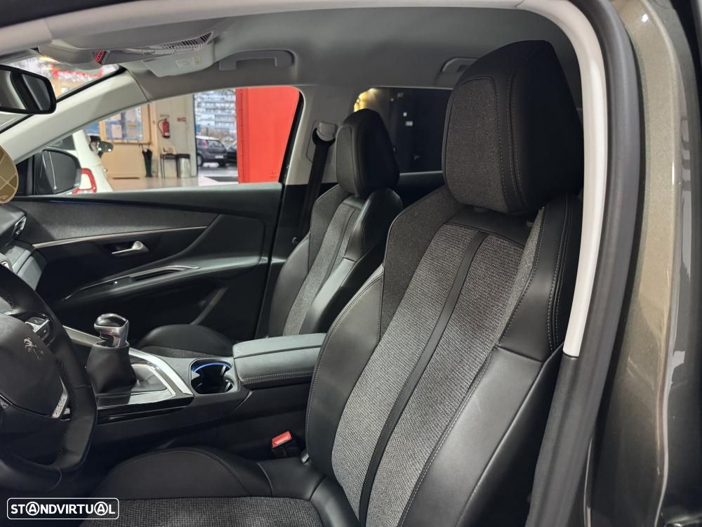 Peugeot 3008 1.5 BlueHDi Allure Pack - 22