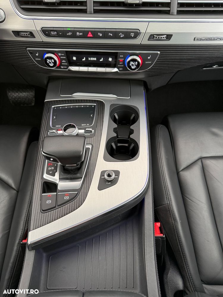 Audi Q7 - 28
