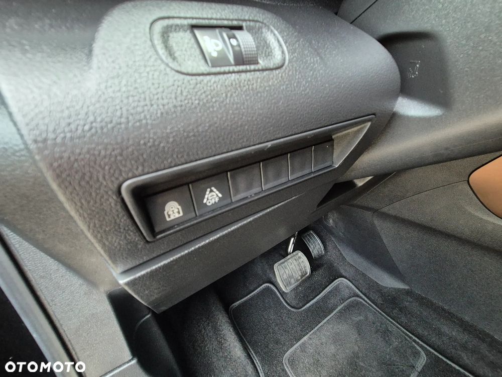Peugeot Rifter PureTech 130 L1 EAT8 GT - 16
