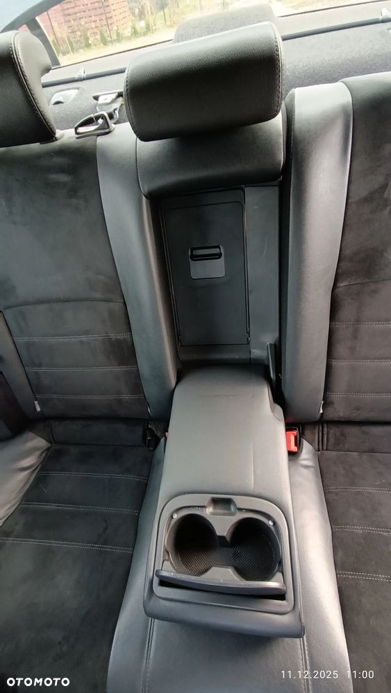 Toyota Avensis 1.8 Premium - 30