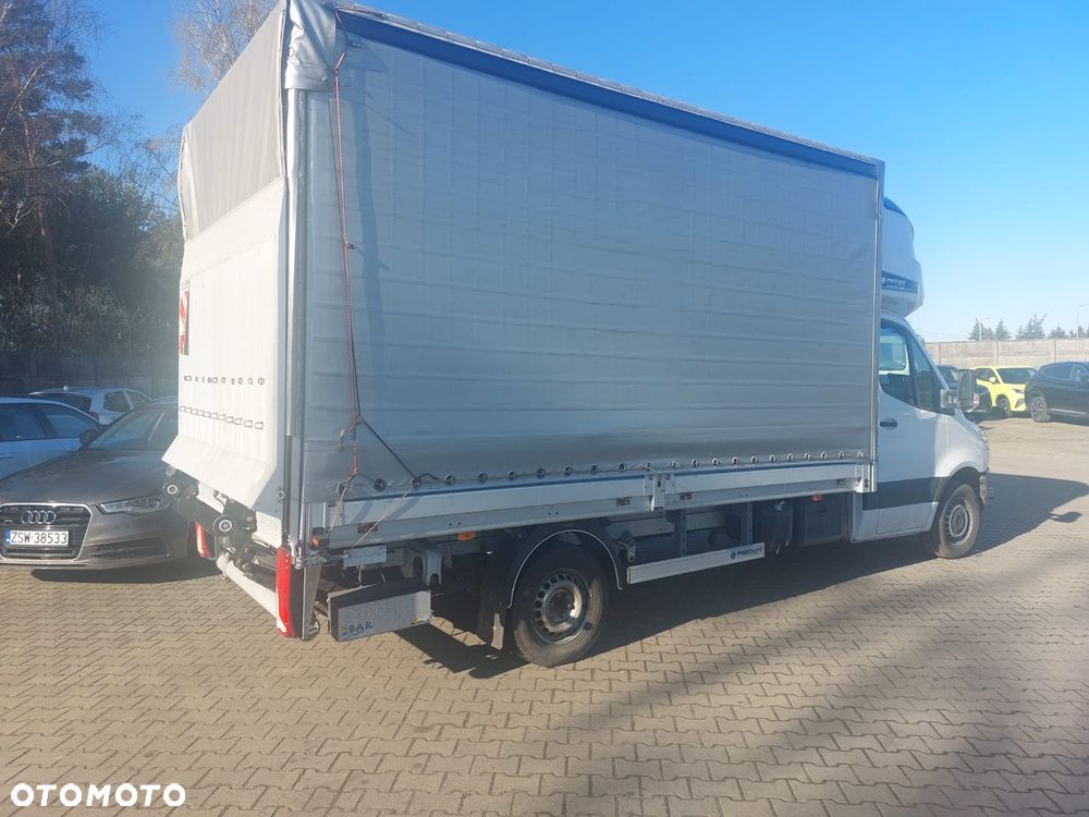 Mercedes-Benz Sprinter 317 - 18