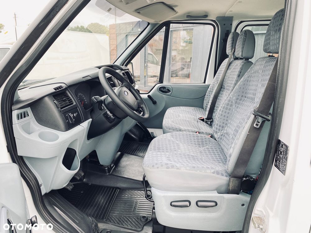 Ford TRANSIT - 11