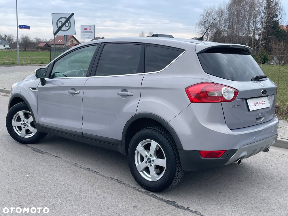 Ford Kuga 2.0 TDCi 2x4 Champions Edition - 2