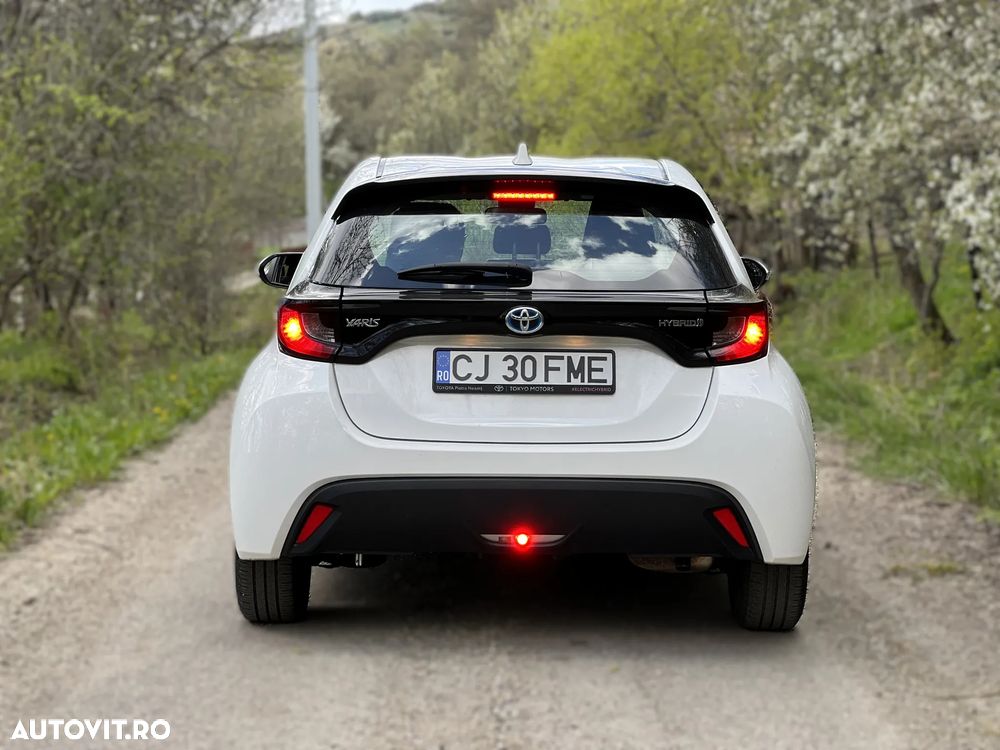 Toyota Yaris 1.5 VVT-i HSD Eco - 16