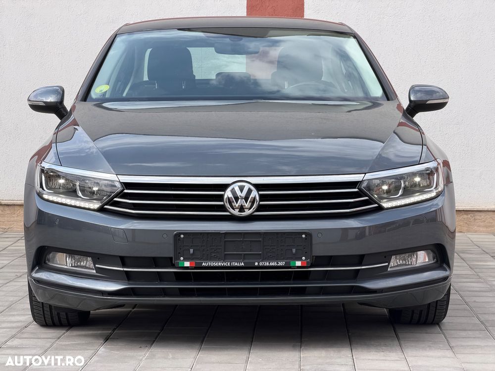 Volkswagen Passat 1.6 TDI SCR DSG Comfortline - 2