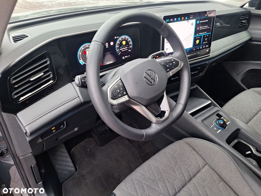 Volkswagen Tiguan - 13