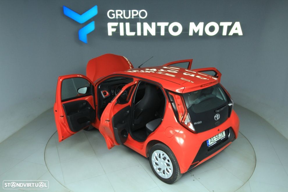 Toyota Aygo 1.0 X-Play+X-Touch - 12