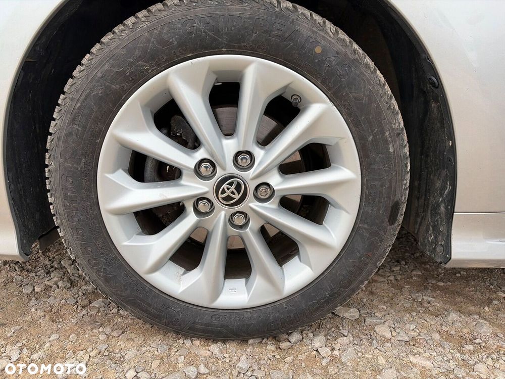 Toyota Corolla - 18