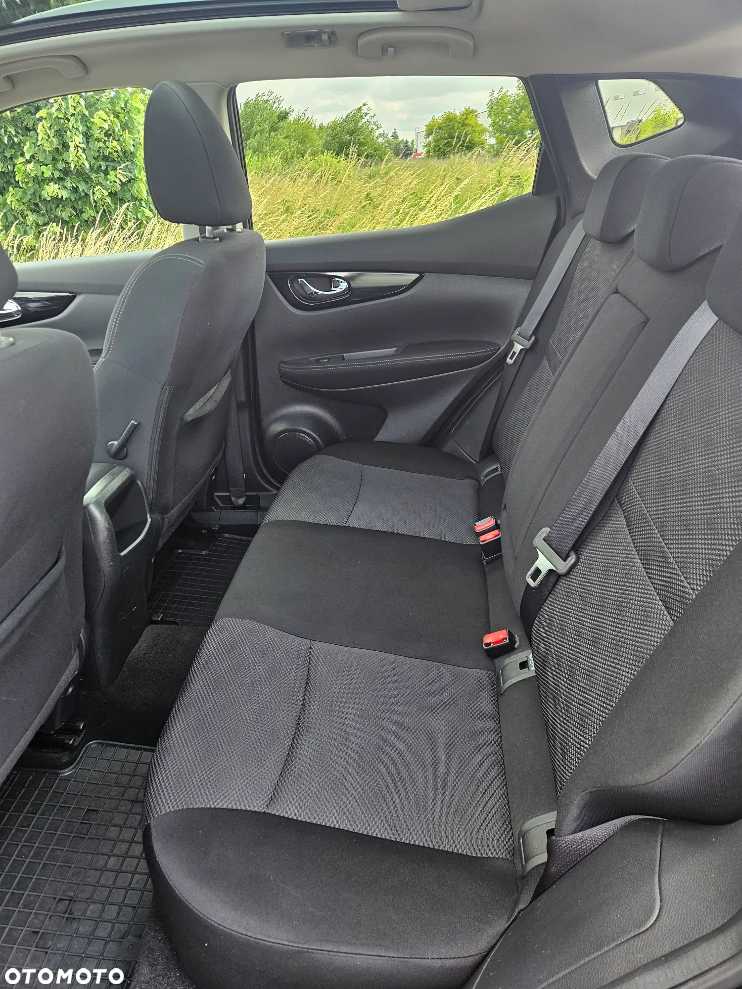 Nissan Qashqai 1.6 DIG-T N-Connecta - 10