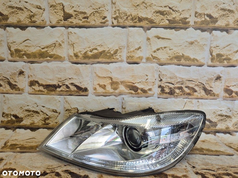 skoda octavia 2 II lift xenon skrętny europa lewa lampa kompletna - 1